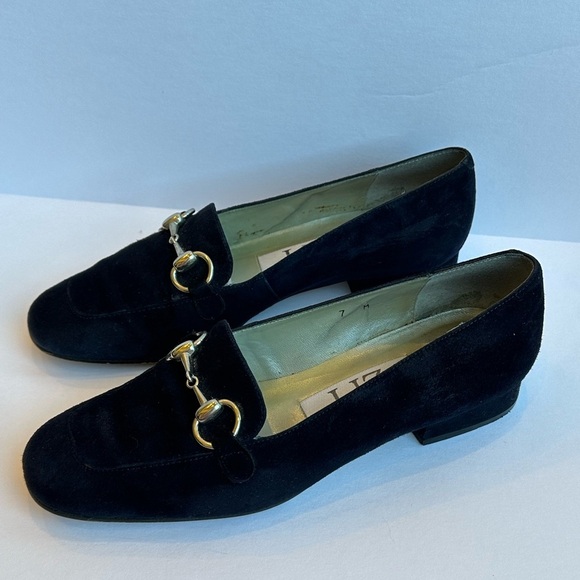 Vintage Liz Claiborne Navy Suede Classic Gold Horsebit Hardware Loafers  Sz 7M - Picture 2 of 9